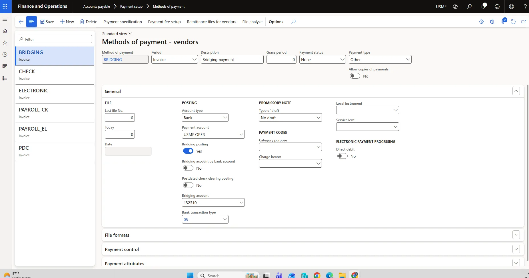 Methods of payment page for the BRIDGING method, with Bridging posting enabled, bridging account 132310 and payment account USMF OPER